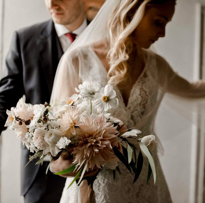 Wedding Between Sun and Moon at the Château de Canon in Normandy
