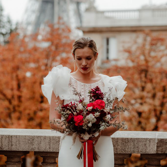 Modern Wedding in Paris (Act III) – Editorial at the Eiffel Tower